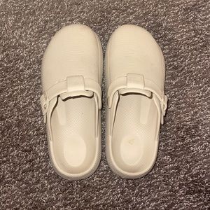 MIA fake Birkenstock bostons size 38